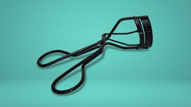 Die besten Wimpernzangen - © littlehelper-community.de